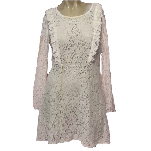 Harlowe & Graham Dresses & Skirts - Harlowe & Graham Lace Sheath Dress